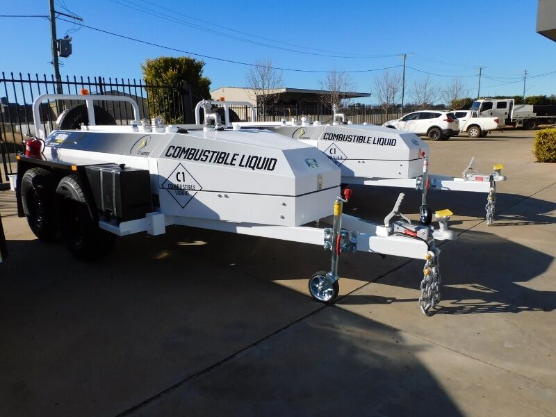 Durotank-Self-bunded-diesel-trailers-Moxey-Farms